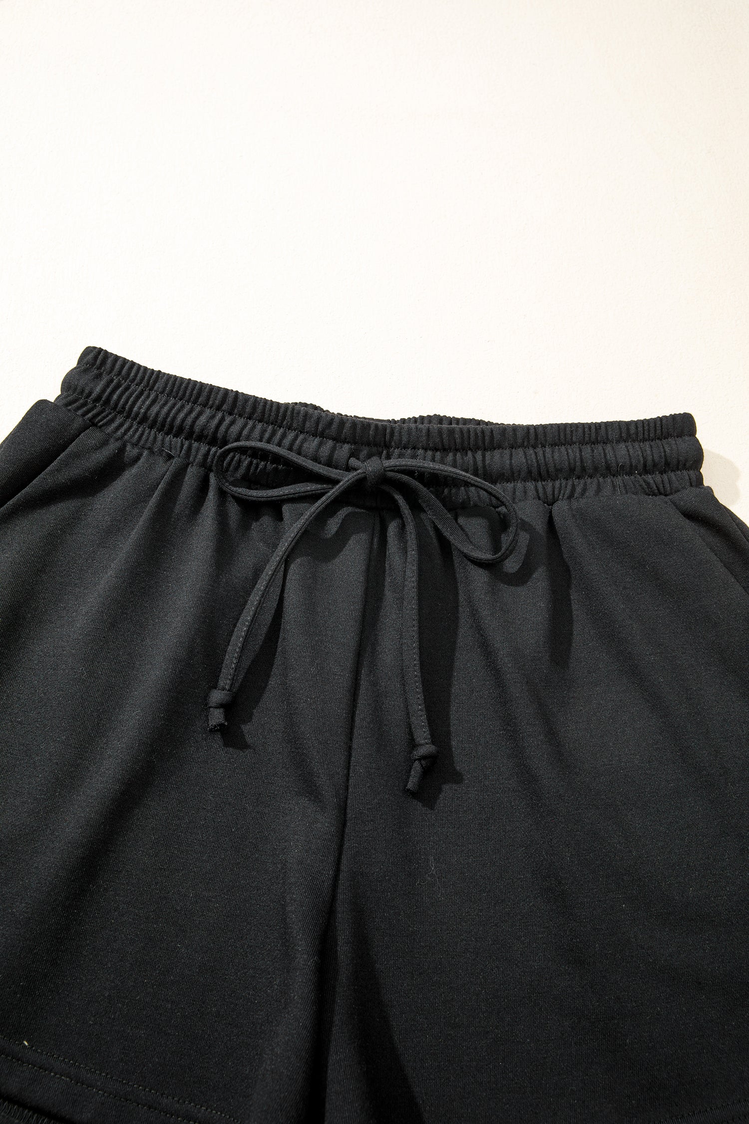 Contrast Leopard Bow Patched V Neck Loose Tee Drawstring Shorts 2pcs Outfit