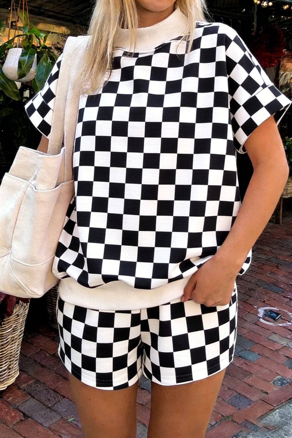 Checkered Print Colour Block Trim Mock Neck Short Set