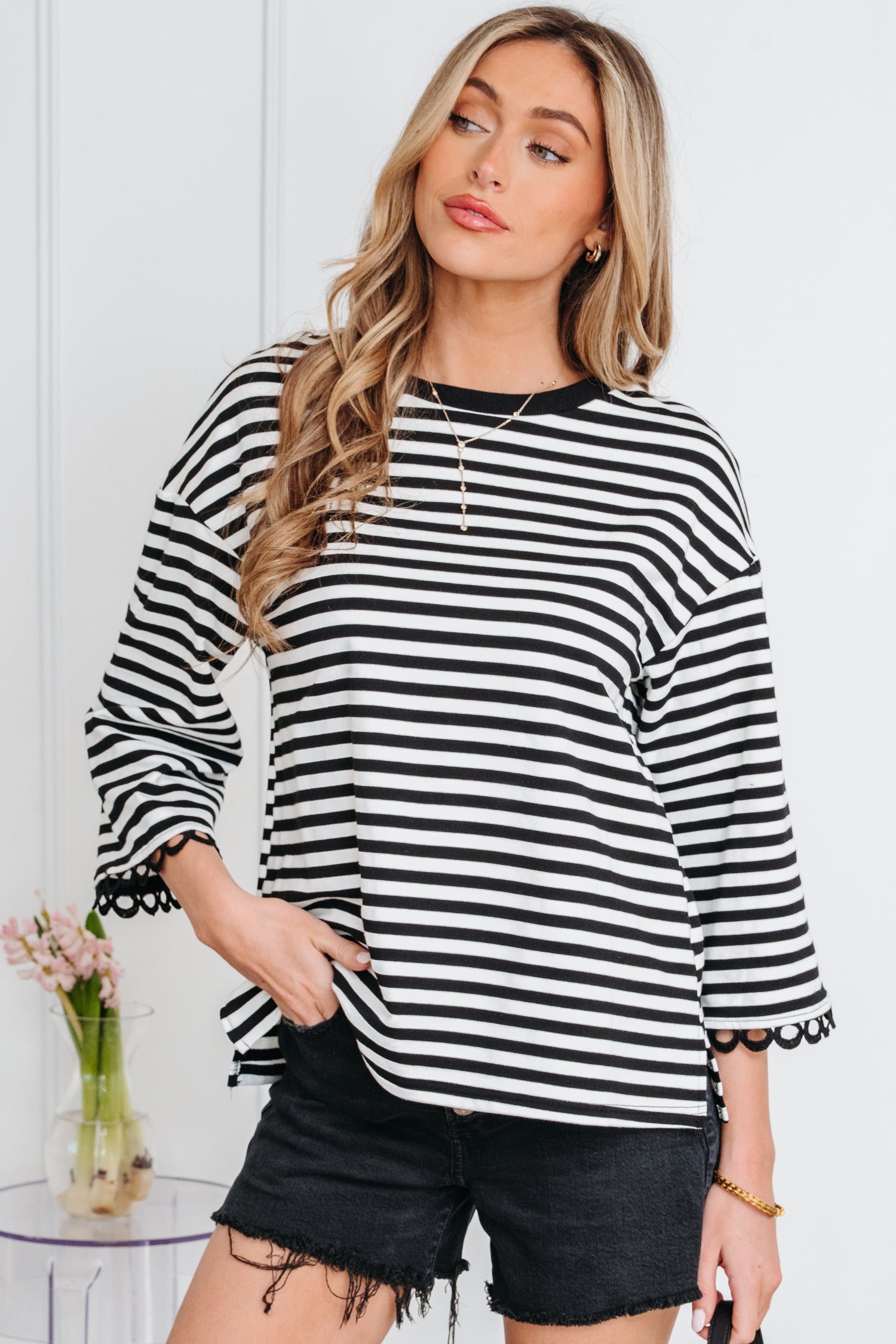Striped Print Drop Shoulder Lace Trim Bracelet Sleeve Loose Top
