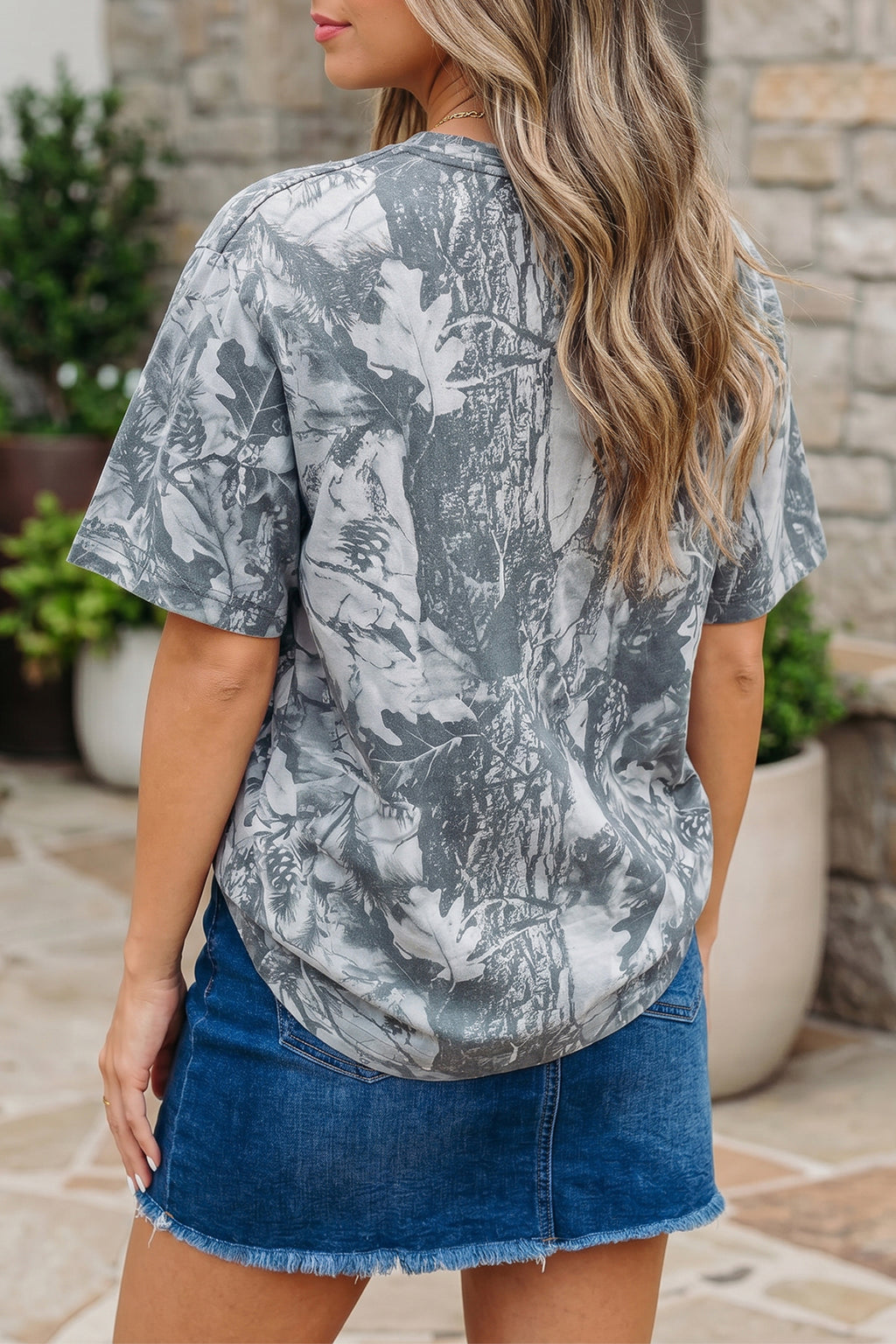 Camo Woodland LOVE LIKE JESUS Casual Tee