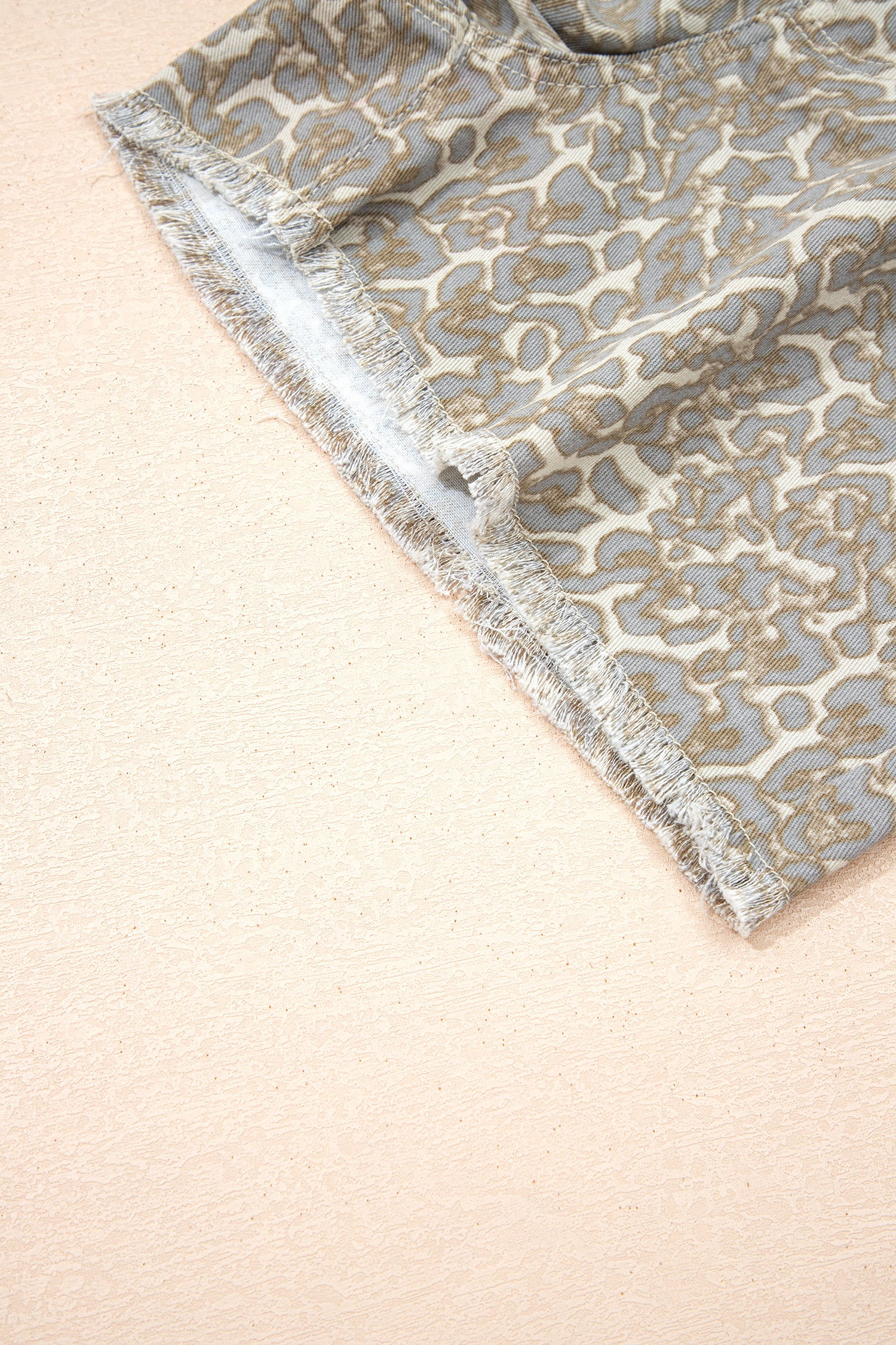 Khaki Raw Edge Leopard Print Denim Shorts