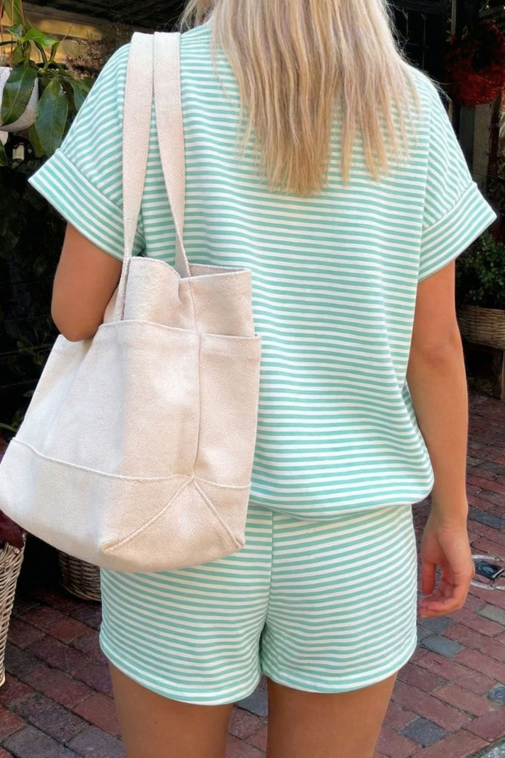 Striped Cuffed Sleeve Contrast Mock Neck Tee Casual 2pcs Short Set