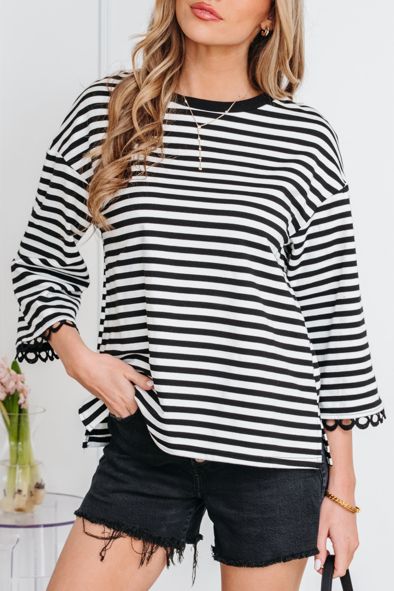 Striped Print Drop Shoulder Lace Trim Bracelet Sleeve Loose Top