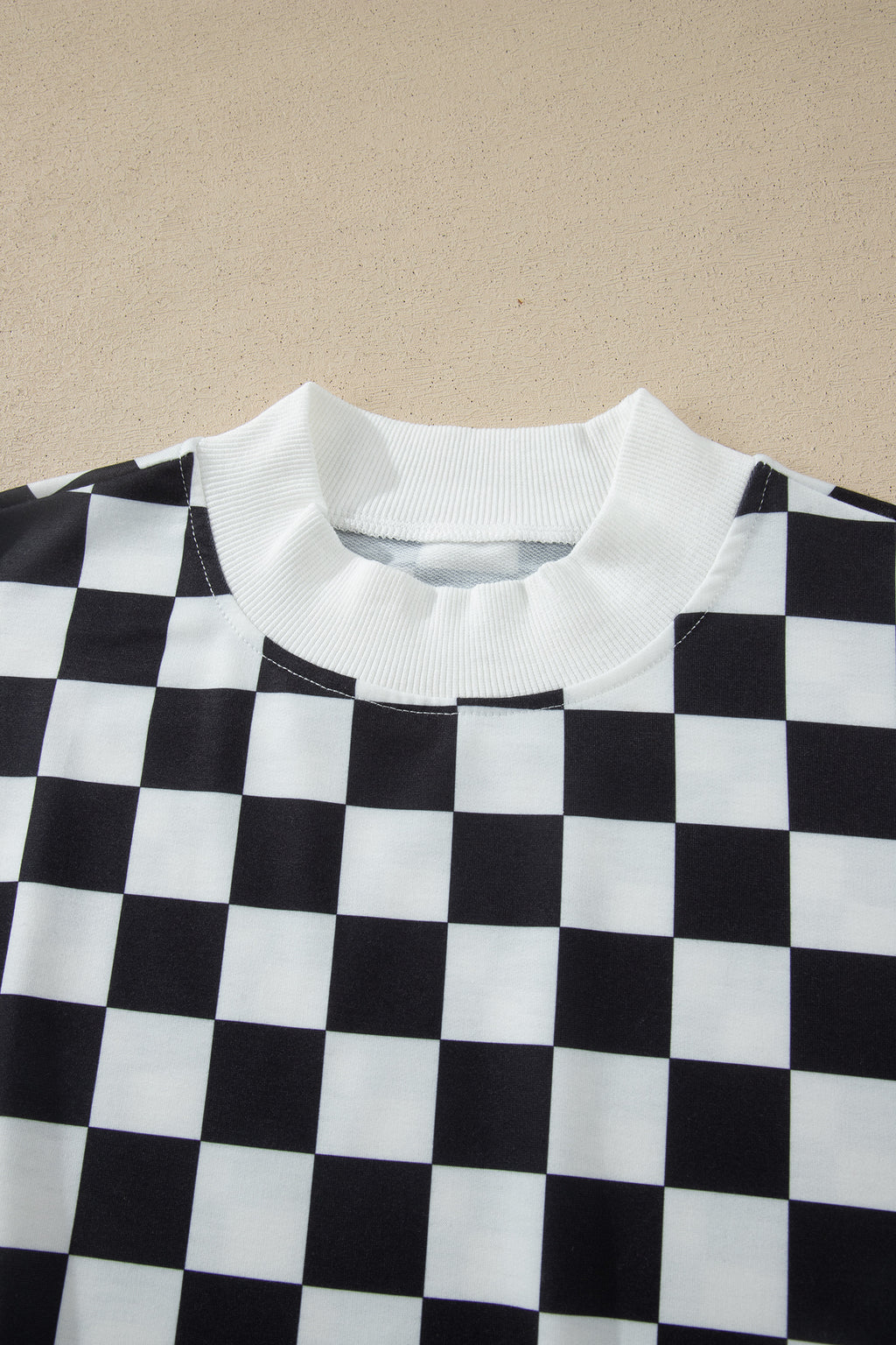 Checkered Print Colour Block Trim Mock Neck Short Set