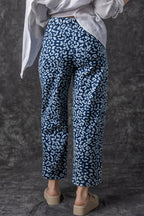 Leopard Printed Drawstring Elastic Waistband Pocketed Wide Leg Jeans