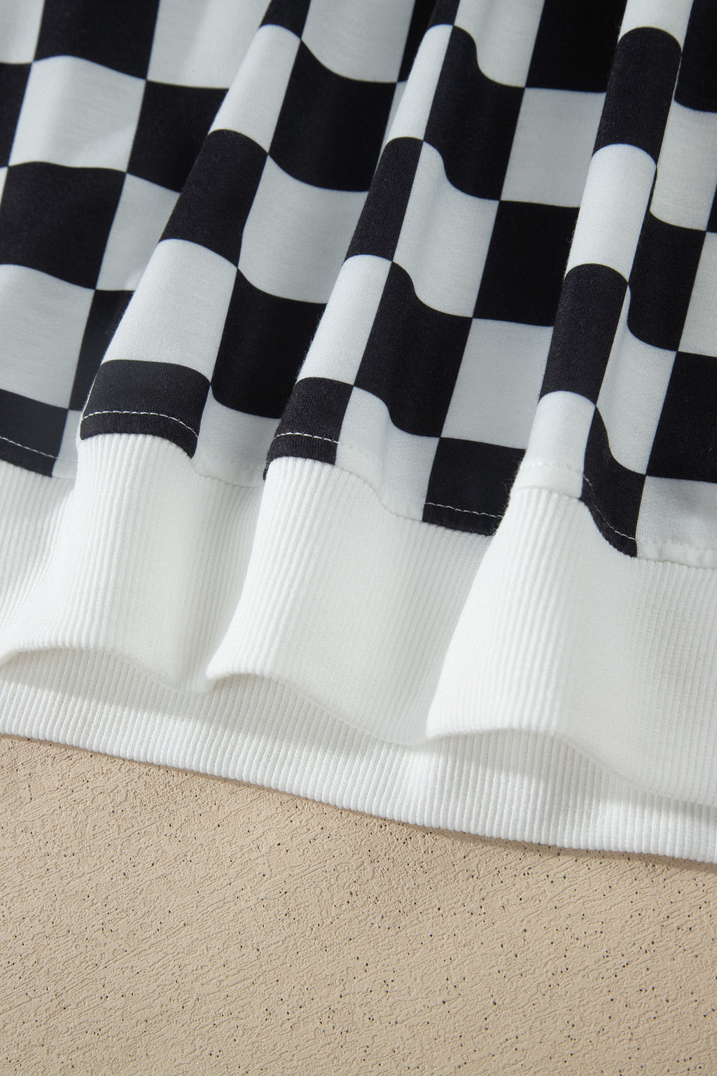Checkered Print Colour Block Trim Mock Neck Short Set