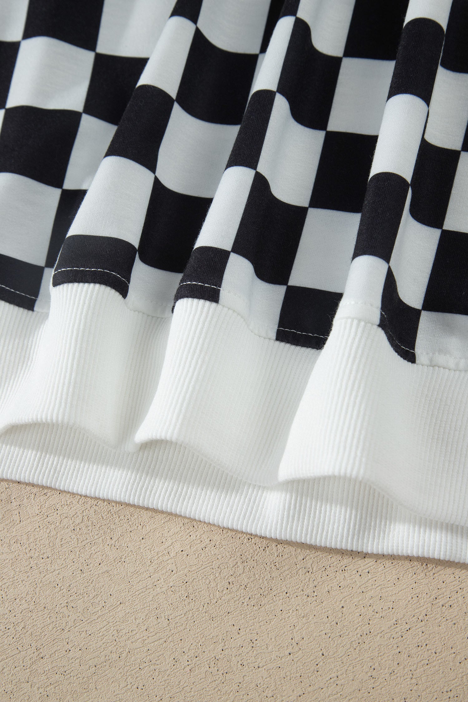 Checkered Print Colour Block Trim Mock Neck Short Set