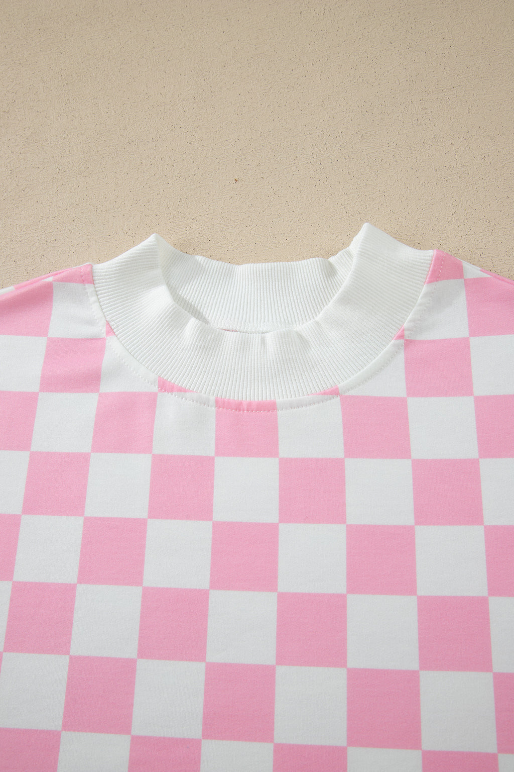 Checkered Print Colour Block Trim Mock Neck Short Set