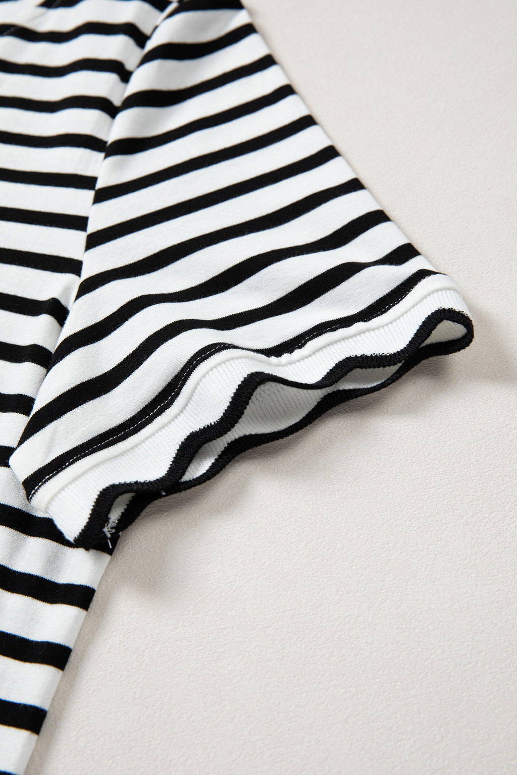Striped Scalloped Trim Round Neck T Shirt