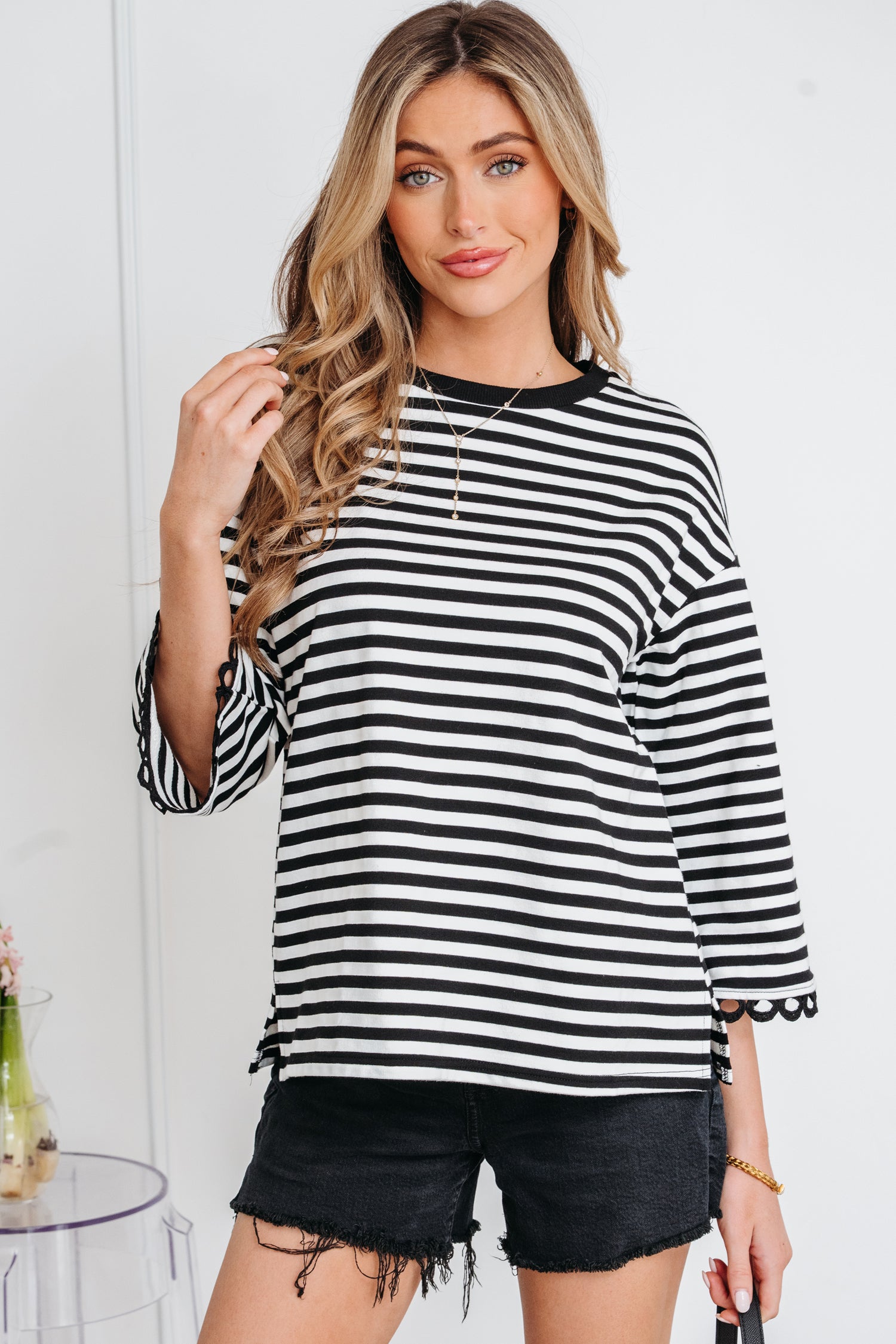Striped Print Drop Shoulder Lace Trim Bracelet Sleeve Loose Top