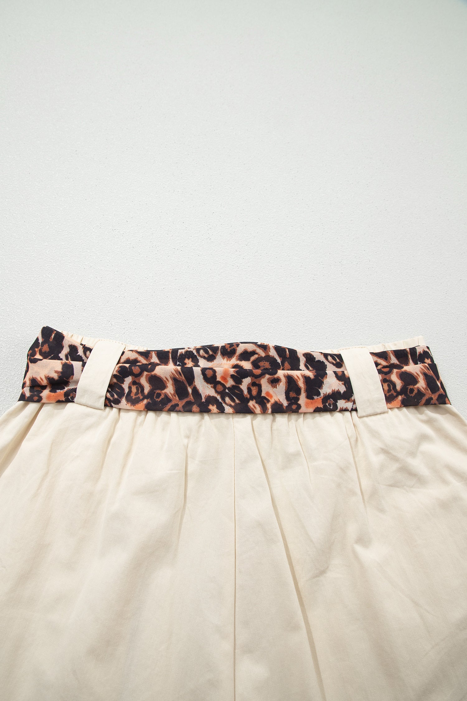 Leopard Contrast Sash Belt Pleated Wide Leg Shorts