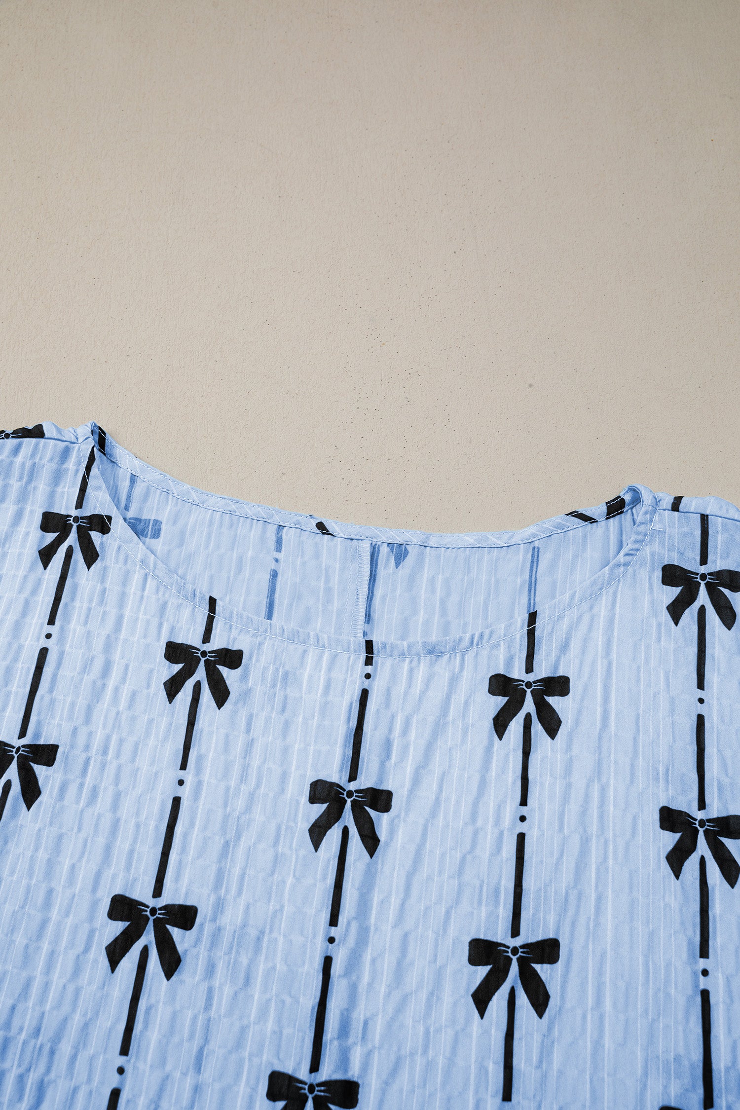 Bow Print Puff Short Sleeve Top
