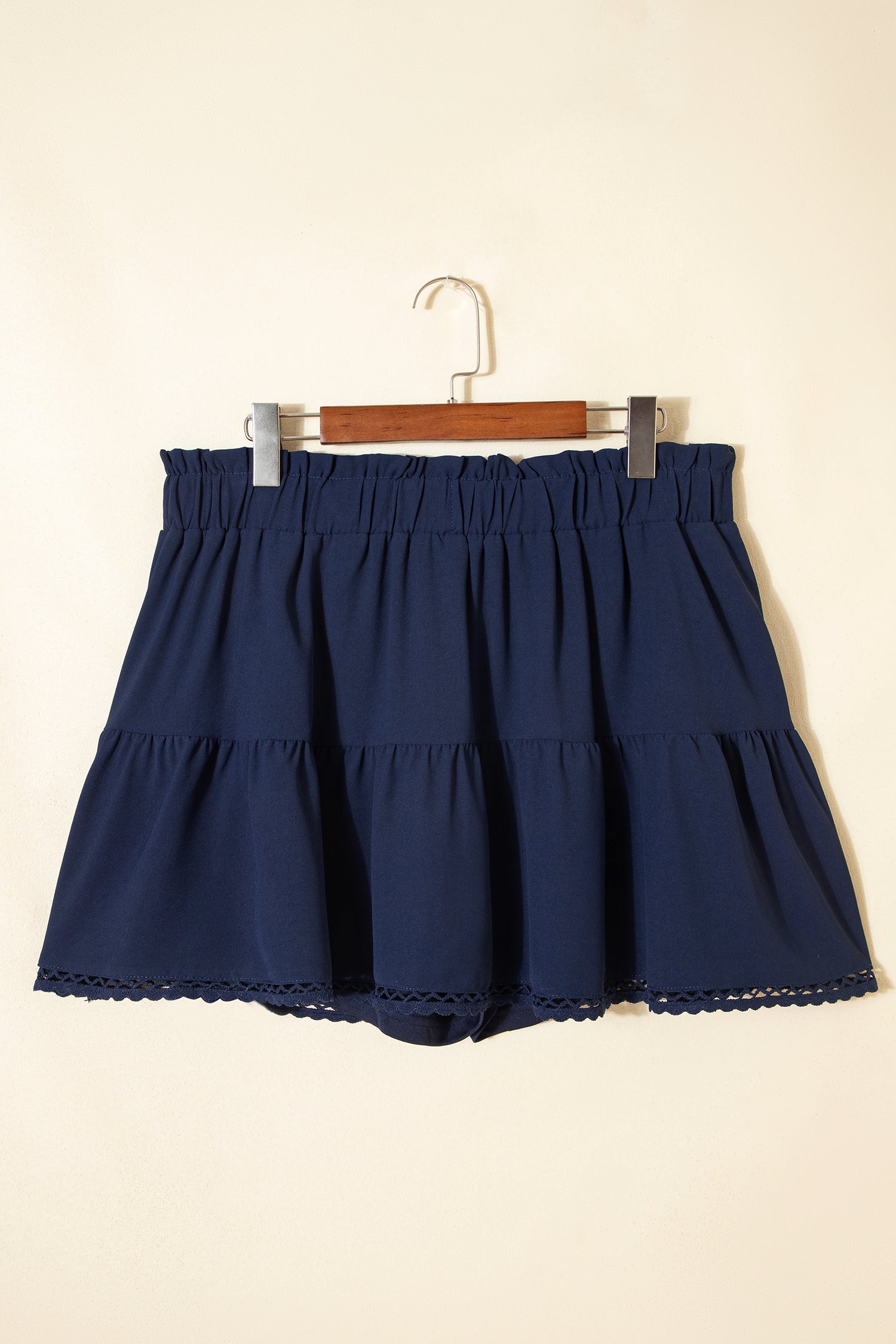Plus Size Frilled Elastic Waist Lace Trim Boho Ruffled Shorts
