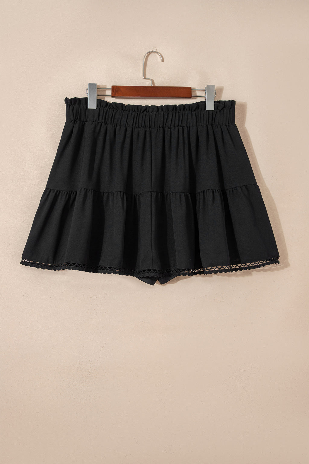 Plus Size Frilled Elastic Waist Lace Trim Boho Ruffled Shorts