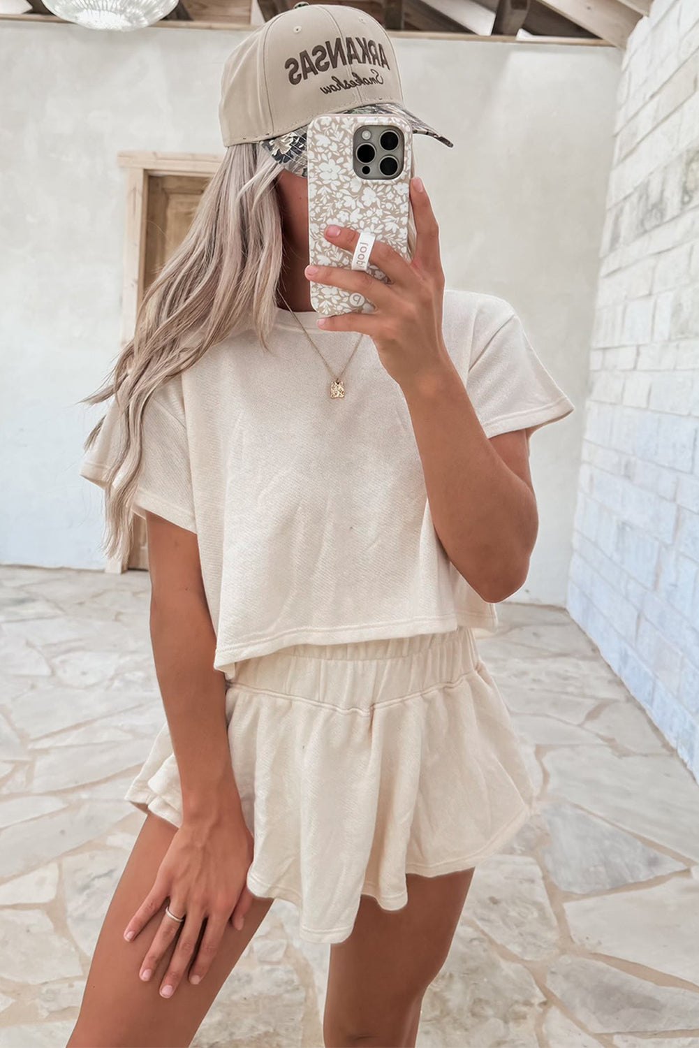 2pcs Cropped Tee and Ruffle High Waist Skort Set