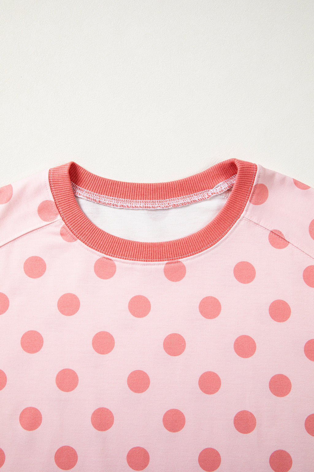 Color Block Trim Polka Dot Casual Tee