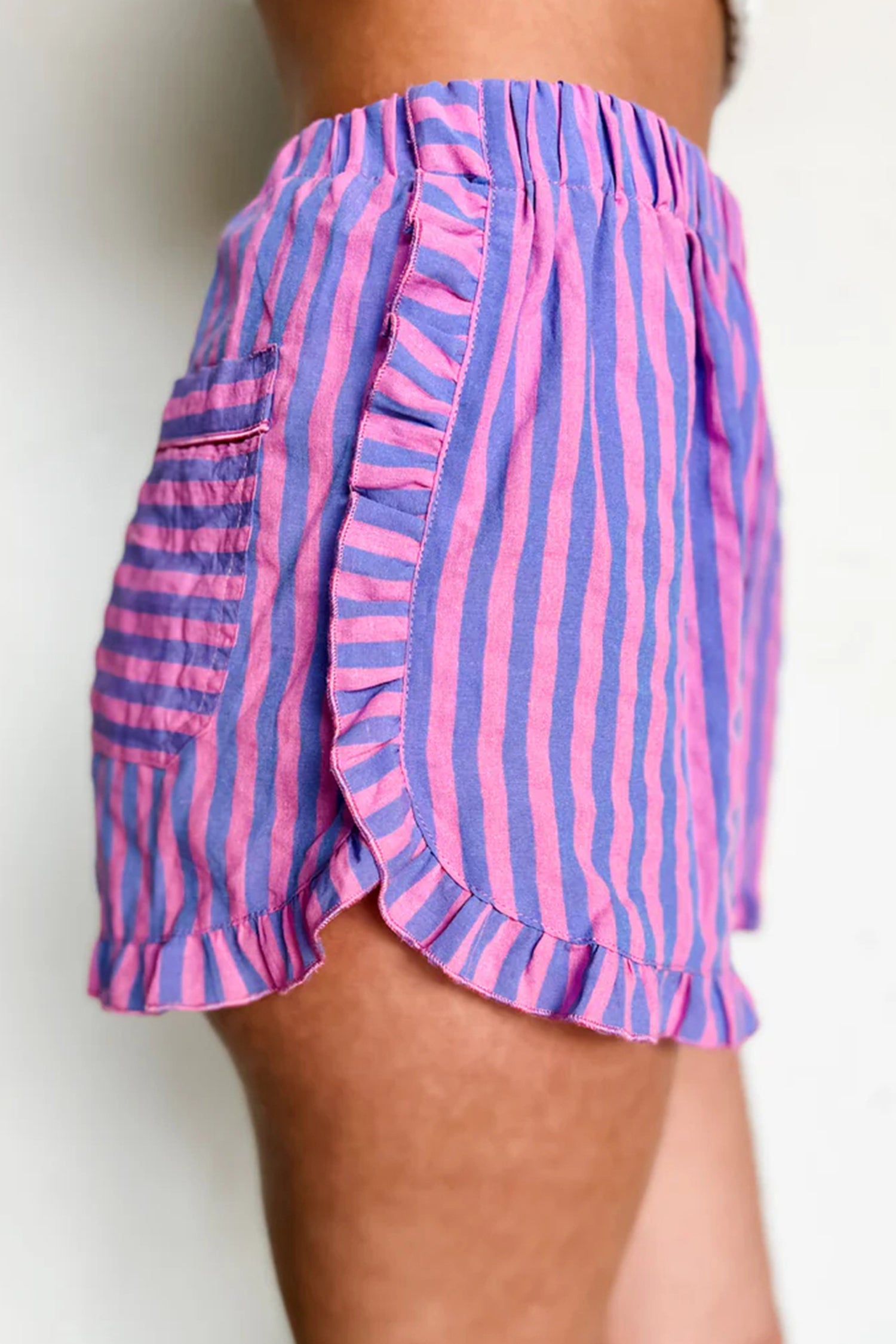Striped Elastic Waist Ruffle Trim Casual Shorts