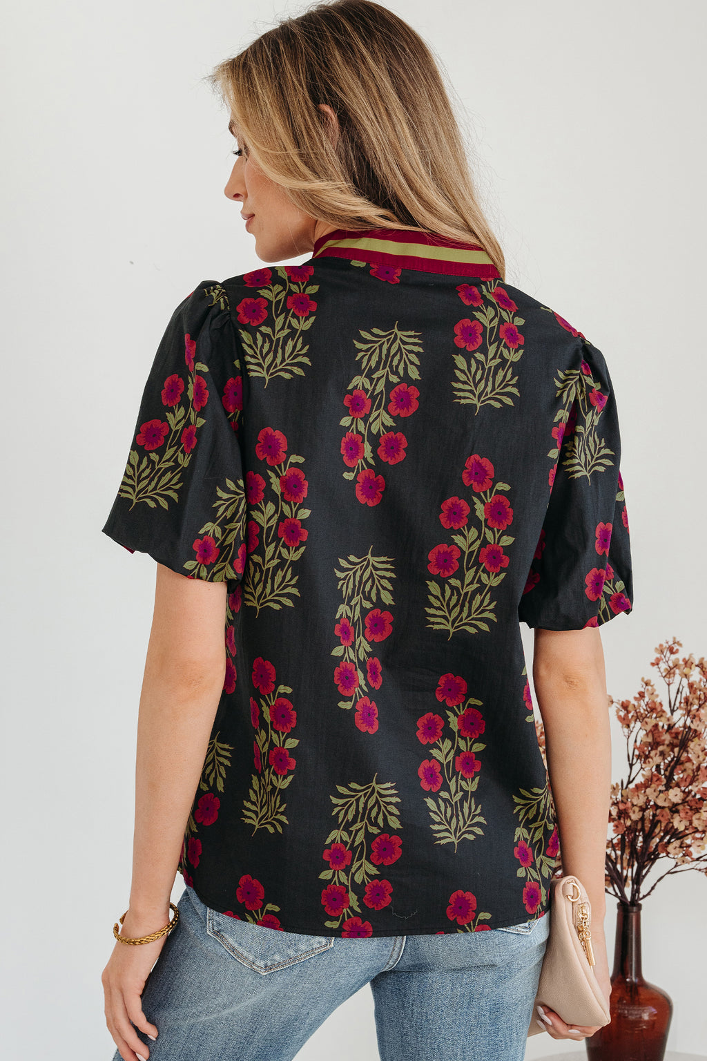 Floral Short Bubble Sleeve Contrast Slit Neckline Blouse